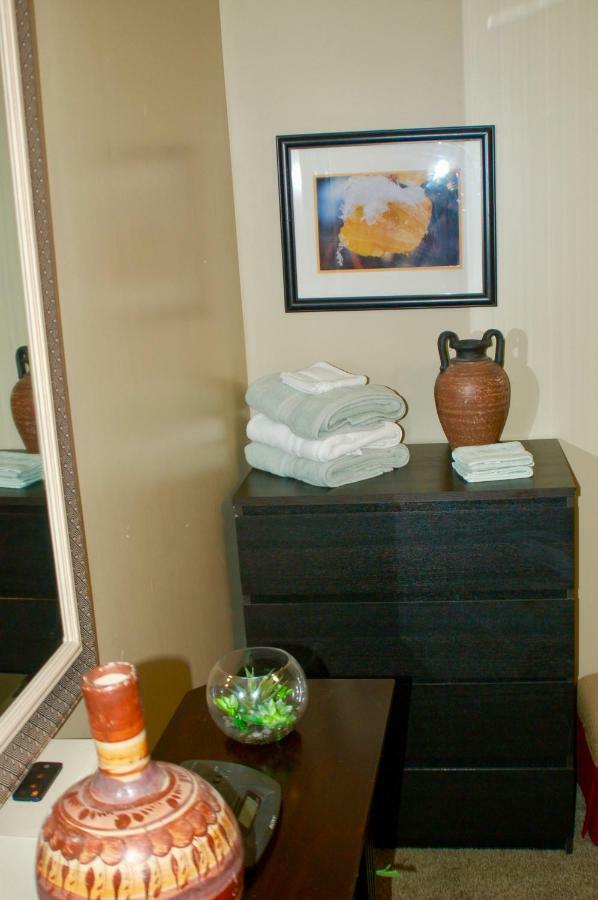 Blue Bear Den 3BR 2BA DTC Private Apt Hot Tub Exterior foto